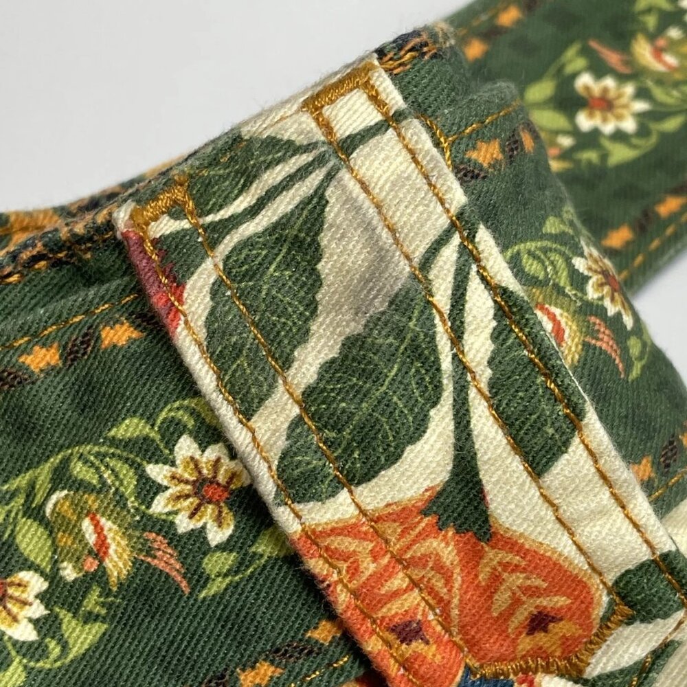 Farm Rio Women’s Sand Garden Tapestry Belted Shorts – Green Multi – Size 24 - Picture 11 of 12